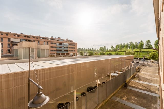 3 makuuhuone Asunto myytävänä paikassa Artica, Berrioplano mukana 
autotalli - 290 000 € (Ref: 9796504)