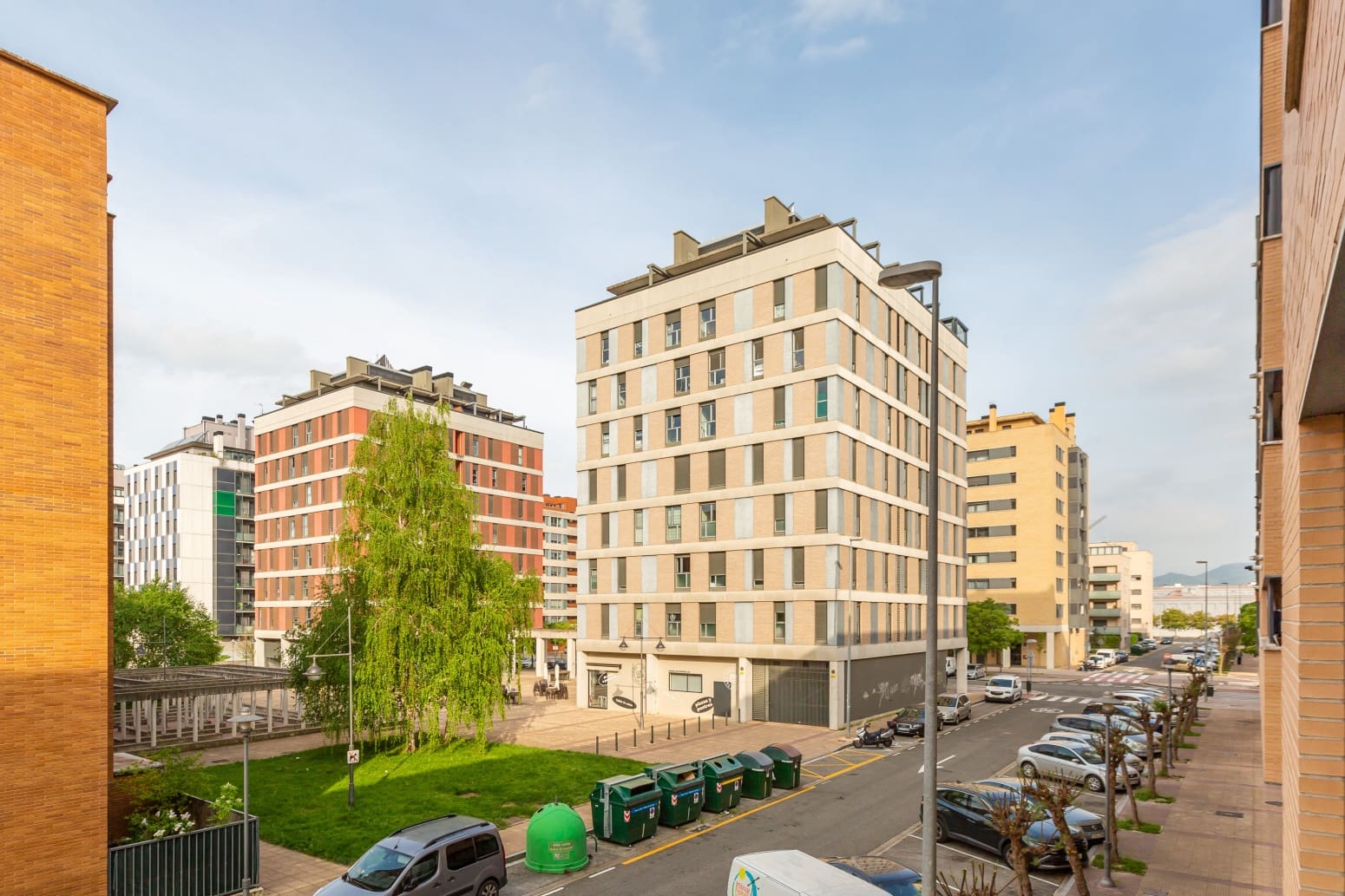 3 makuuhuone Asunto myytävänä paikassa Artica mukana 
autotalli - 290 000 € (Ref: 9796504)