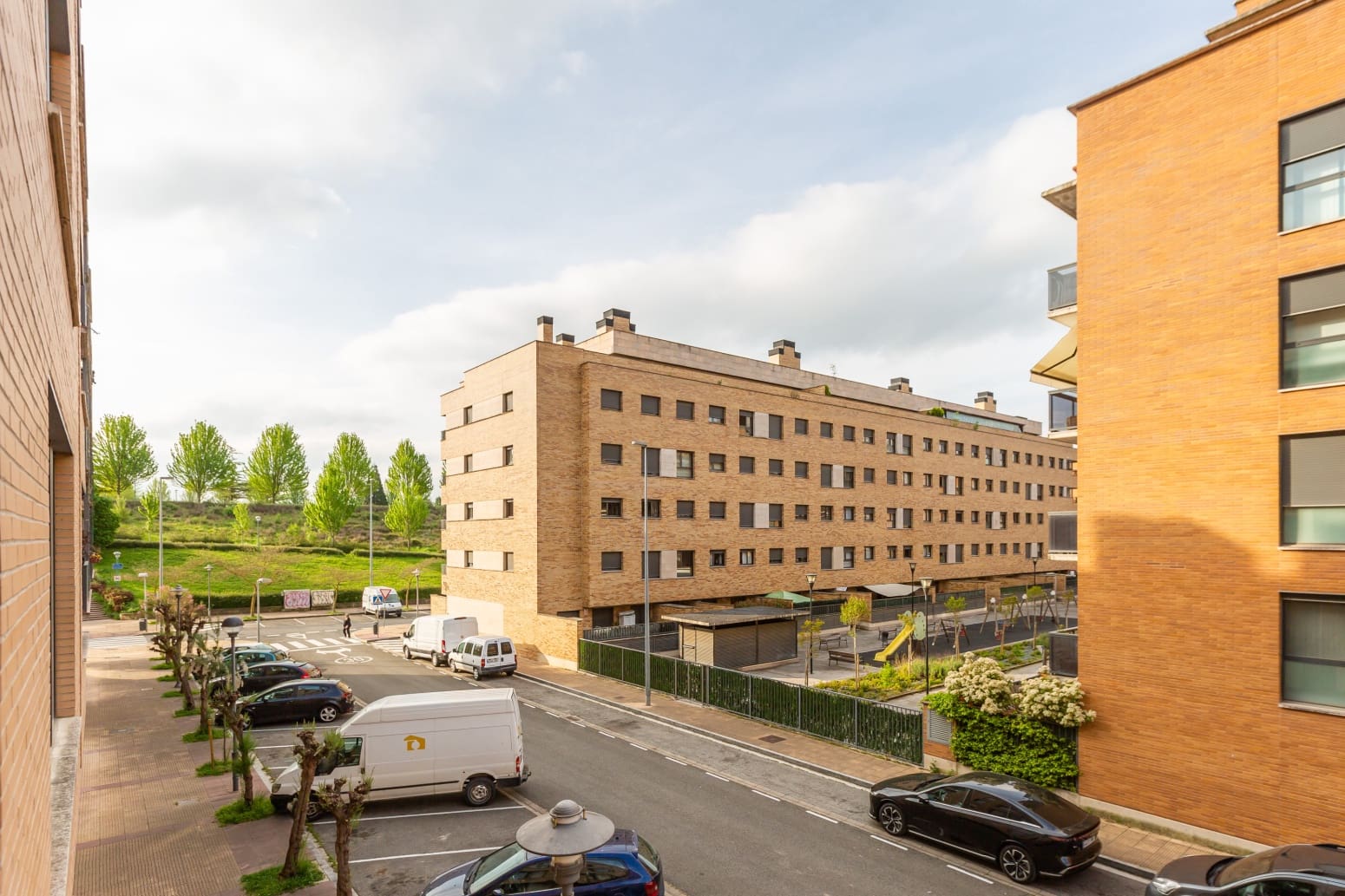 3 makuuhuone Asunto myytävänä paikassa Artica mukana 
autotalli - 290 000 € (Ref: 9796504)