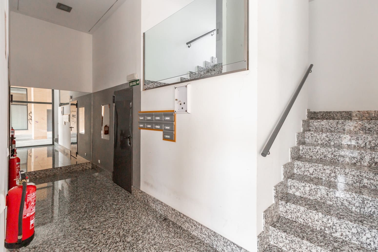 3 makuuhuone Asunto myytävänä paikassa Artica mukana 
autotalli - 290 000 € (Ref: 9796504)