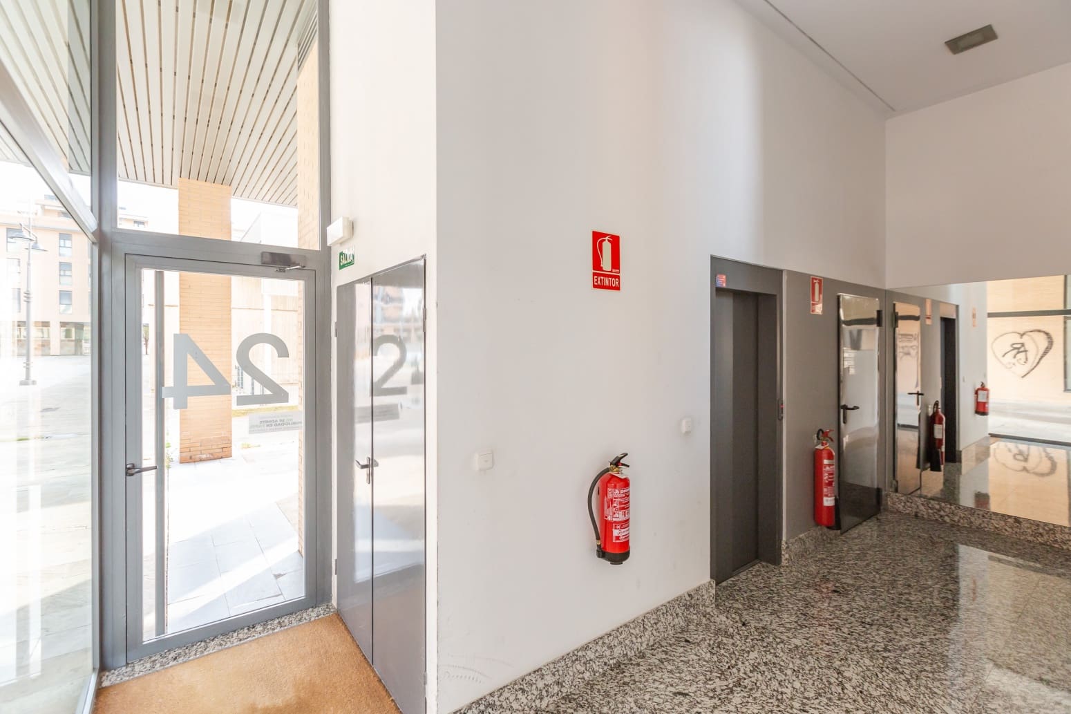 3 makuuhuone Asunto myytävänä paikassa Artica mukana 
autotalli - 290 000 € (Ref: 9796504)