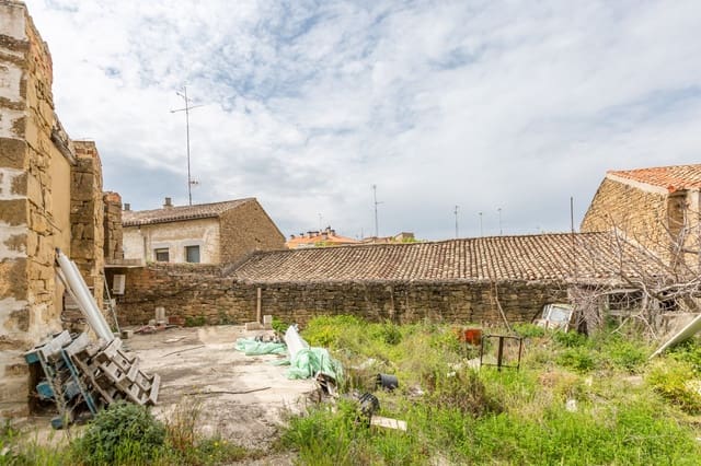 4 soverom Villa til salgs i Tafalla med garasje - € 530 000 (Ref: 9807808)