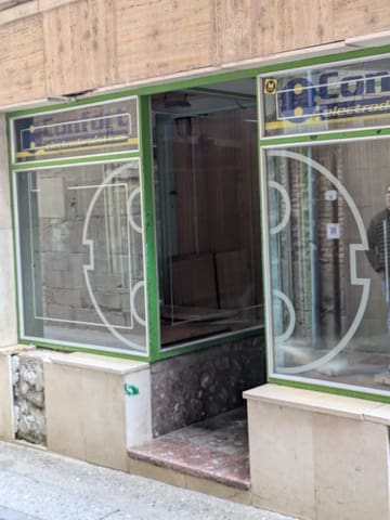 Local Commercial à vendre à Corella - 188 000 € (Ref: 9817809)