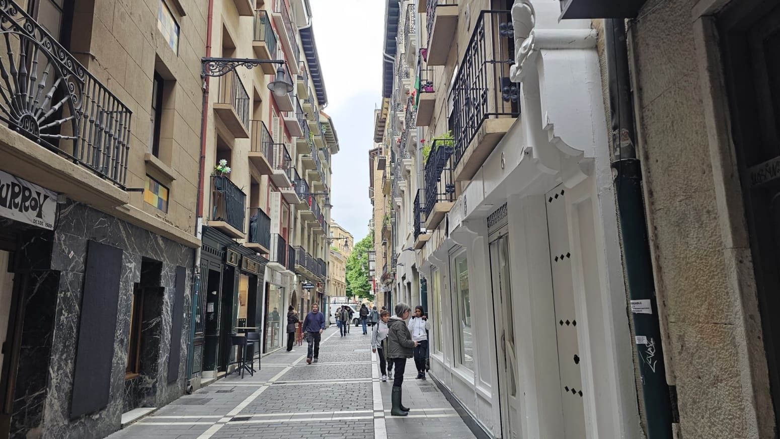 1 soverom Leilighet til salgs i Pamplona - € 160 000 (Ref: 9820035)
