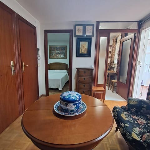1 soverom Leilighet til salgs i Pamplona - € 160 000 (Ref: 9820035)