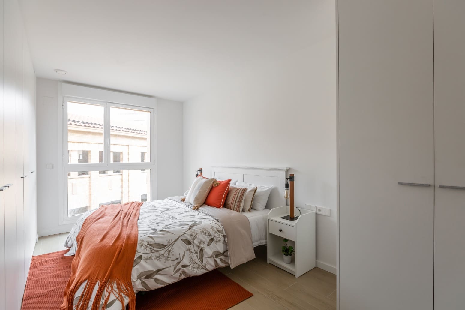 3 bedroom Flat for sale in Pamplona / Iruna with garage - € 660,000 (Ref: 9822392)