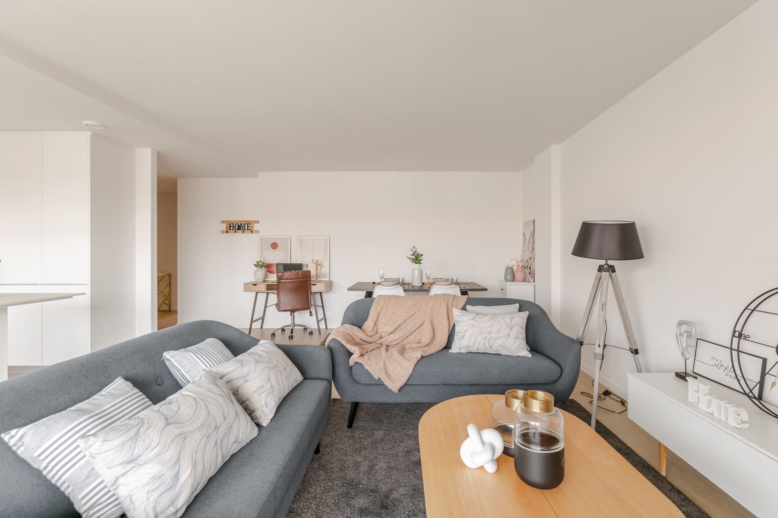 3 bedroom Flat for sale in Pamplona / Iruna with garage - € 660,000 (Ref: 9822392)