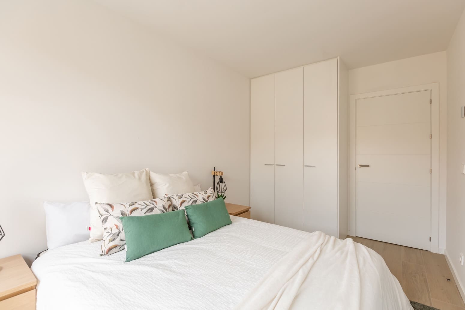 3 bedroom Flat for sale in Pamplona / Iruna with garage - € 660,000 (Ref: 9822392)