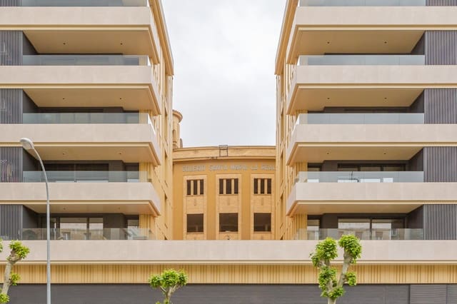 3 soveværelse Lejlighed til salg i Pamplona / Iruña med garage - € 660.000 (Ref: 9822392)