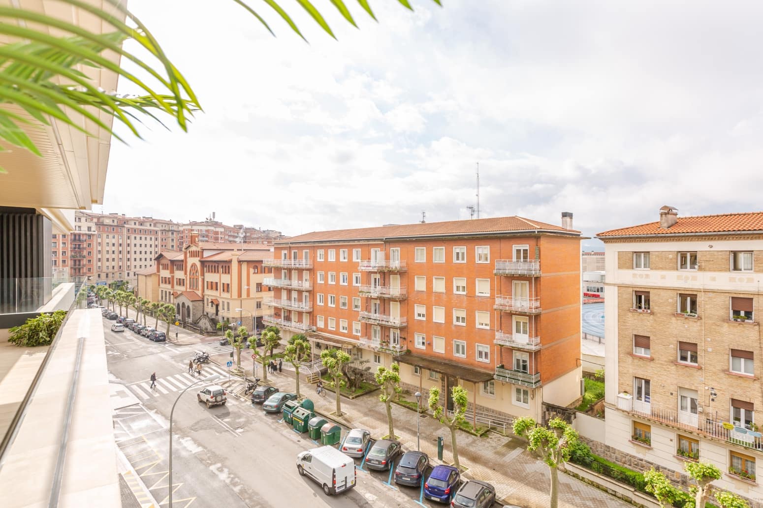 3 bedroom Flat for sale in Pamplona / Iruna with garage - € 660,000 (Ref: 9822392)