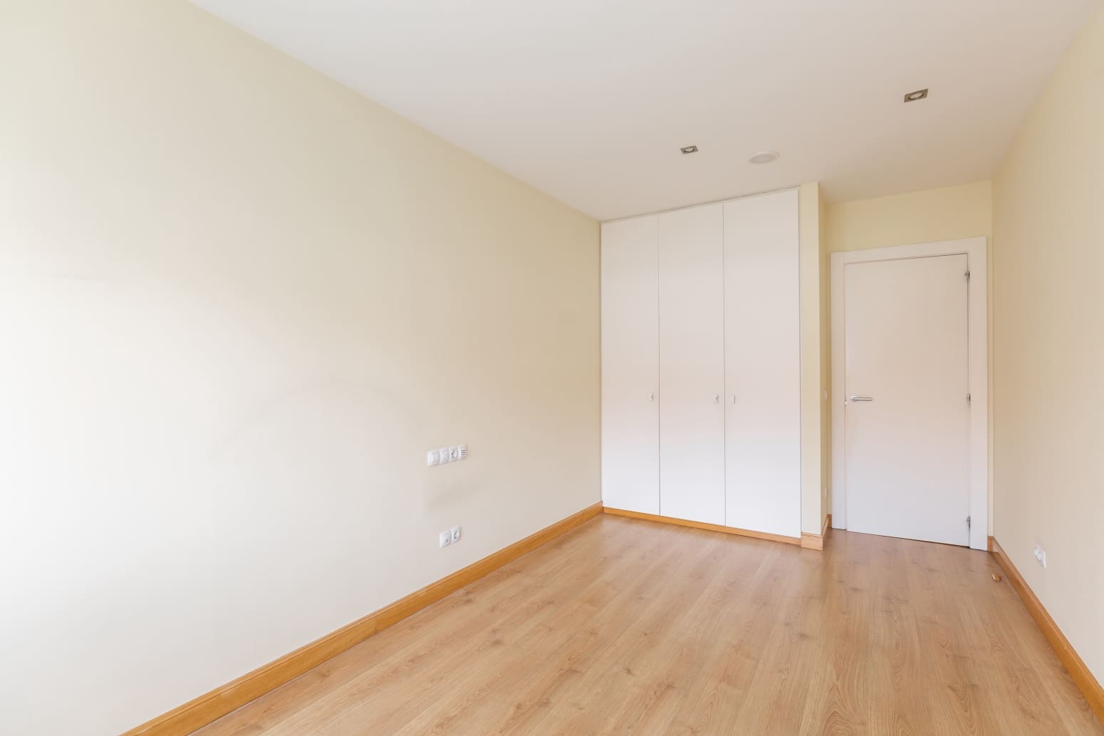 4 Zimmer Villa zu vermieten in Pamplona / Iruna mit Garage - 2.350 € (Ref: 9822394)