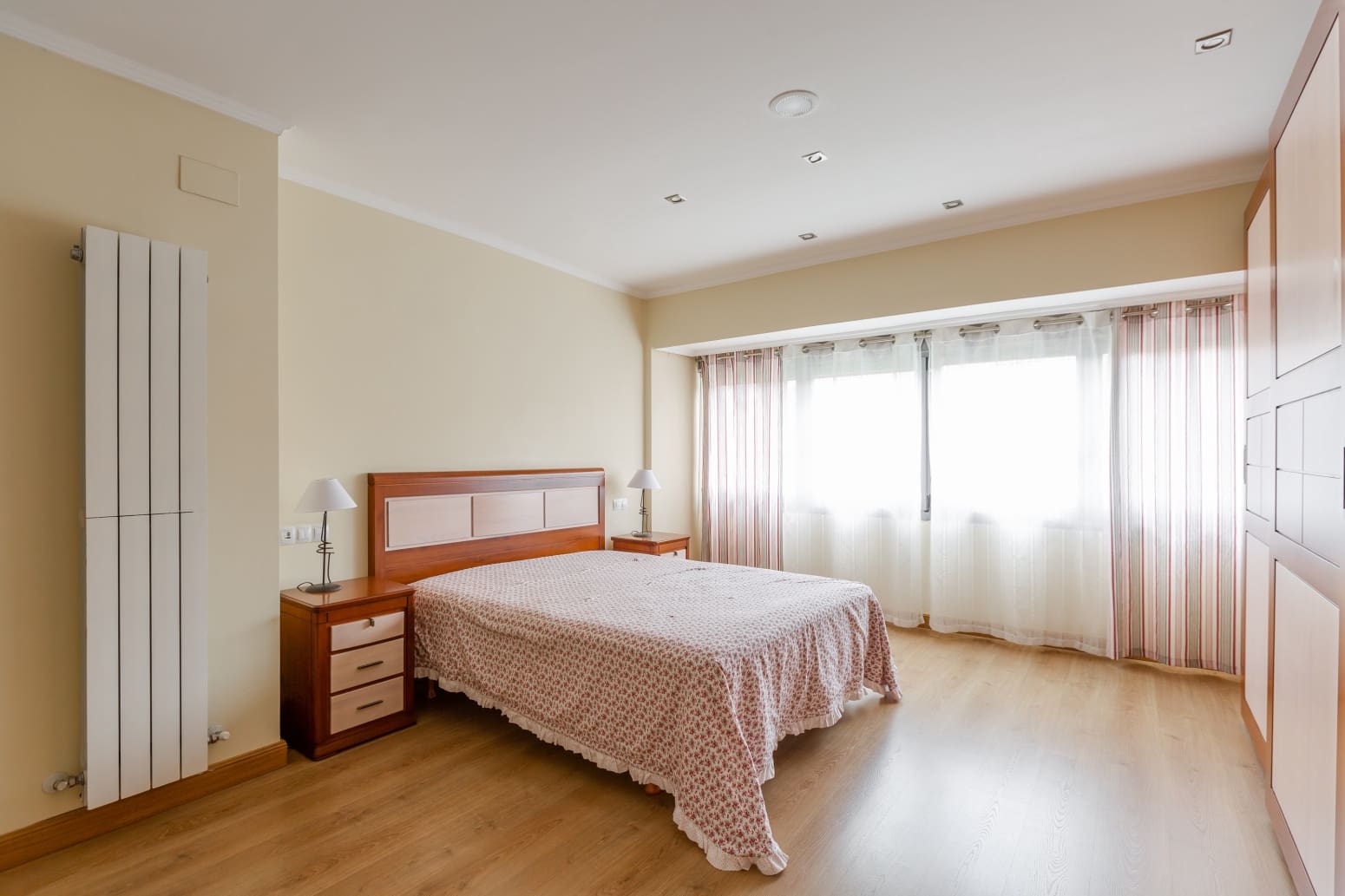 4 Zimmer Villa zu vermieten in Pamplona / Iruna mit Garage - 2.350 € (Ref: 9822394)