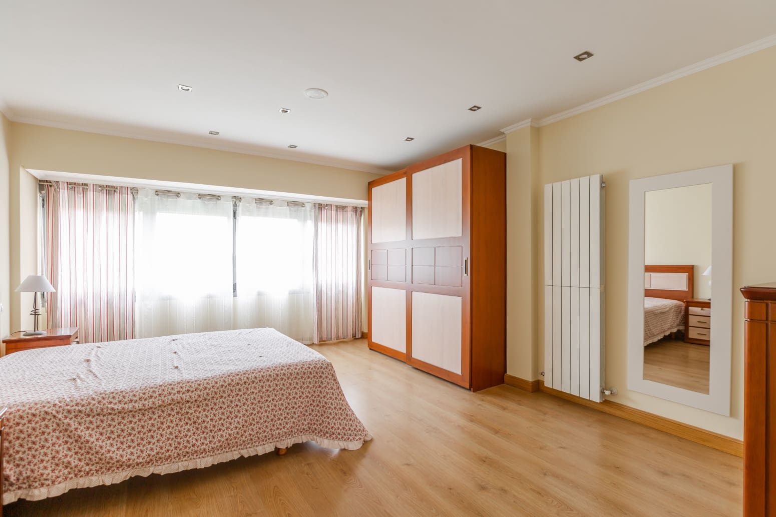 4 Zimmer Villa zu vermieten in Pamplona / Iruna mit Garage - 2.350 € (Ref: 9822394)