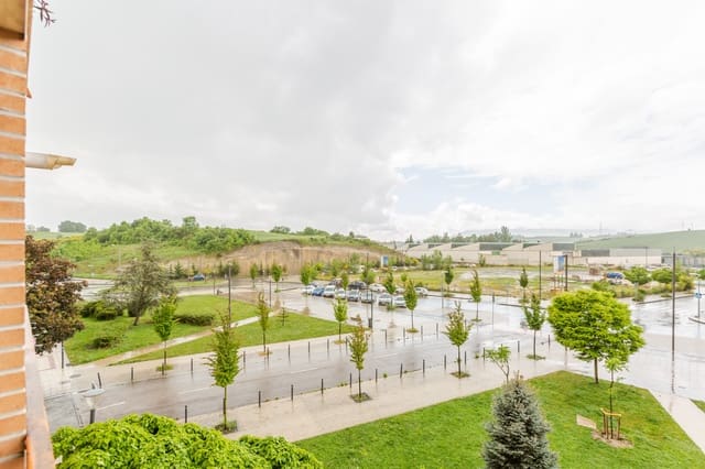 2 soveværelse Lejlighed til salg i Pamplona / Iruña med garage - € 290.000 (Ref: 9822397)