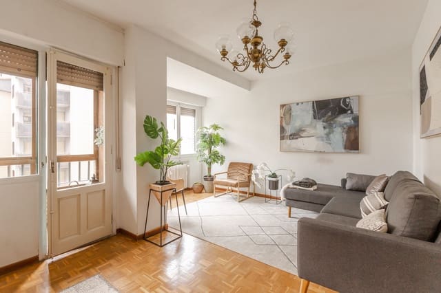 3 Zimmer Wohnung zu verkaufen in Pamplona / Iruña - 275.000 € (Ref: 9824715)