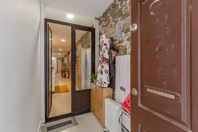 Erhverv til salg i Pamplona / Iruña - € 106.000 (Ref: 9824716)