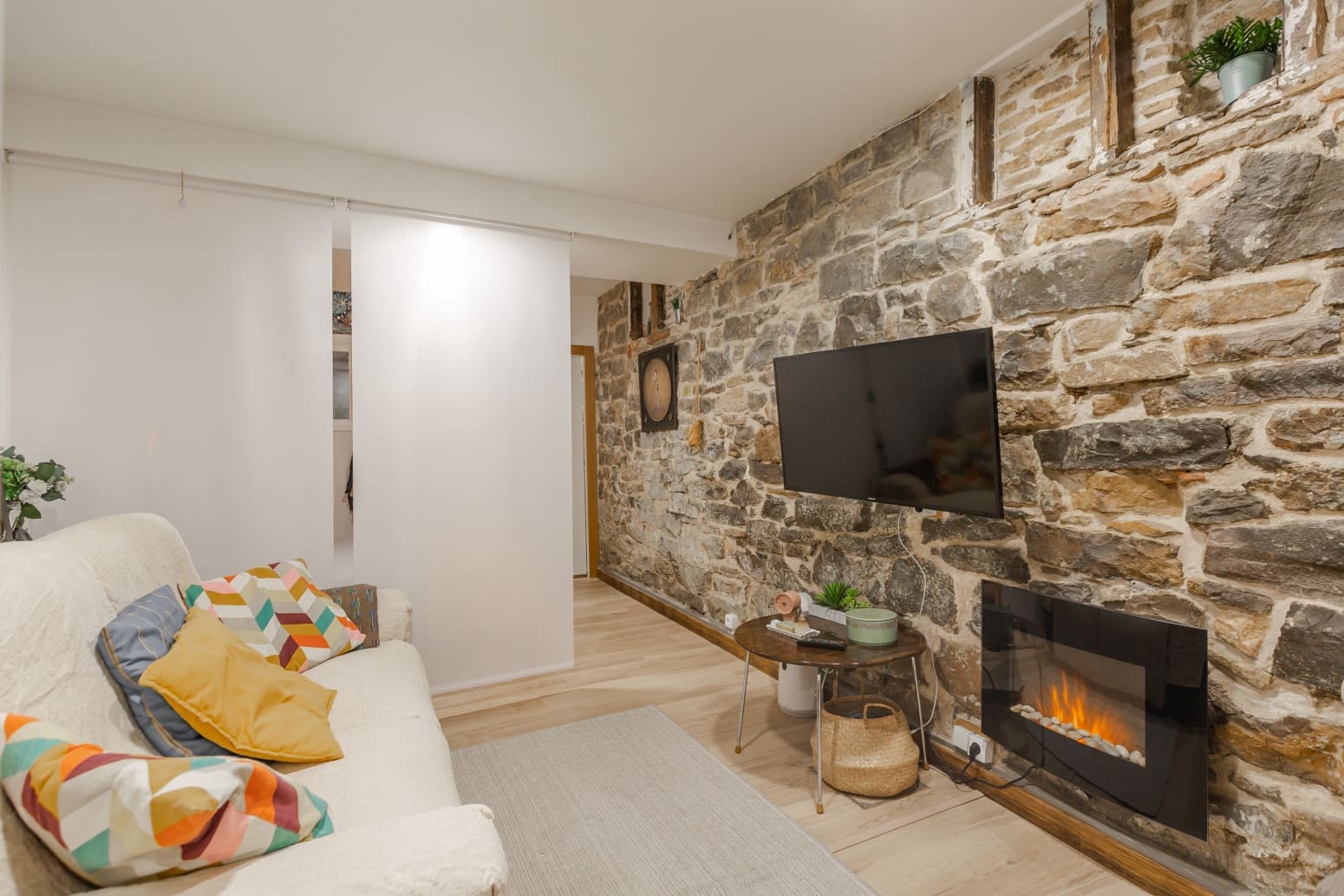 Commercial for sale in Pamplona / Iruna - € 106,000 (Ref: 9824716)