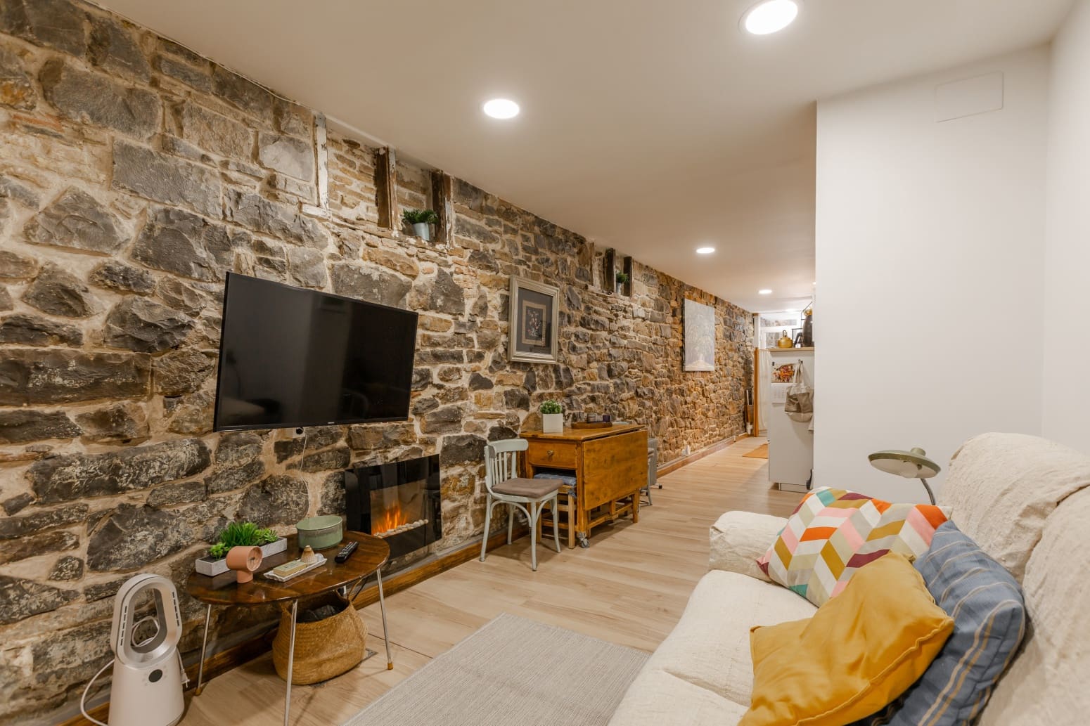 Commercial for sale in Pamplona / Iruna - € 106,000 (Ref: 9824716)