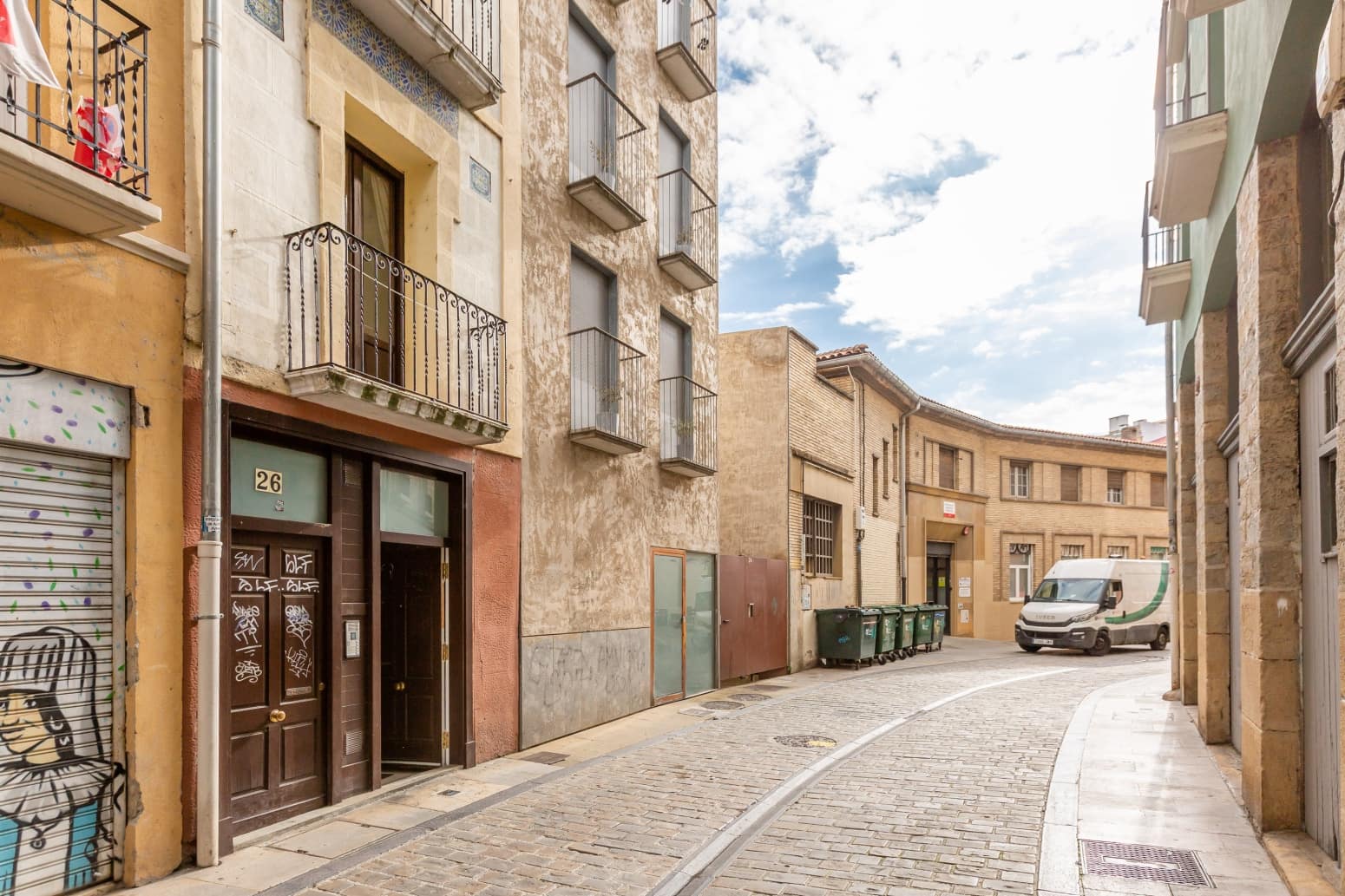 Commercial for sale in Pamplona / Iruna - € 106,000 (Ref: 9824716)