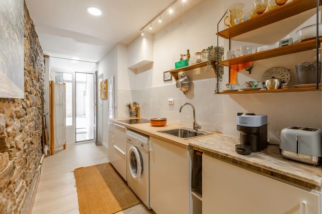 Erhverv til salg i Pamplona / Iruña - € 106.000 (Ref: 9824716)