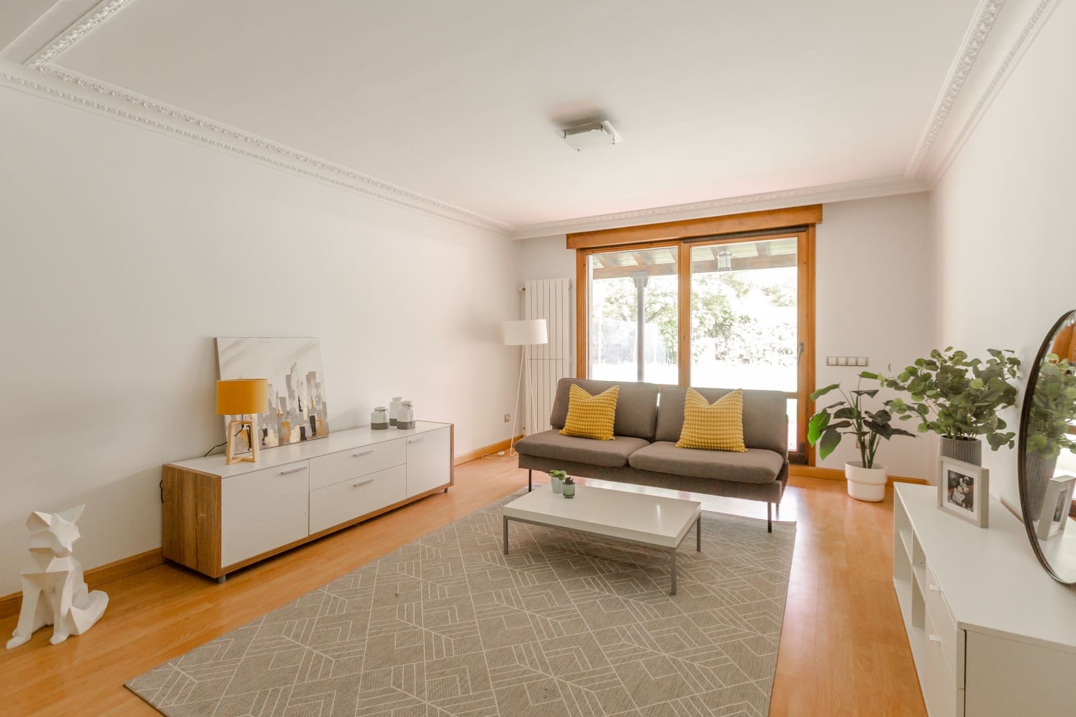 4 soveværelse Villa til salg i Egues med garage - € 450.000 (Ref: 9824717)