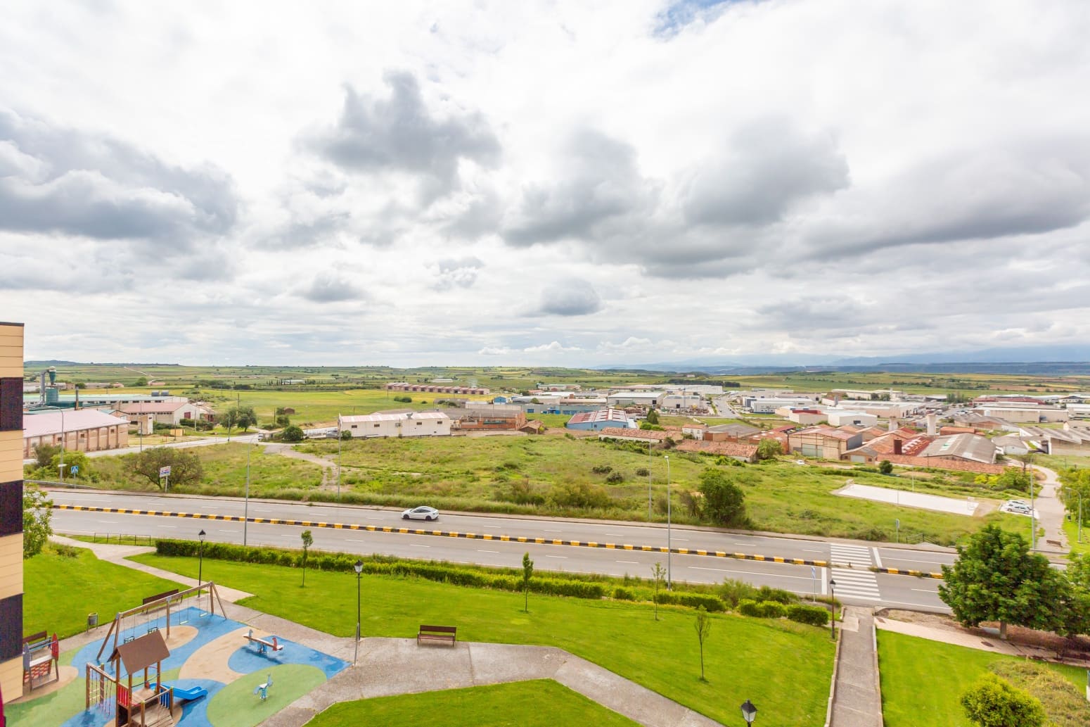 4 bedroom Flat for sale in Viana - € 169,900 (Ref: 9830885)