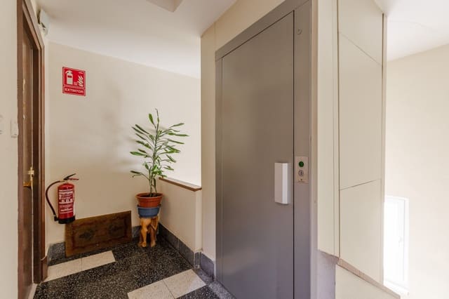 3 soverom Leilighet til salgs i Burlada med garasje - € 235 000 (Ref: 9839025)