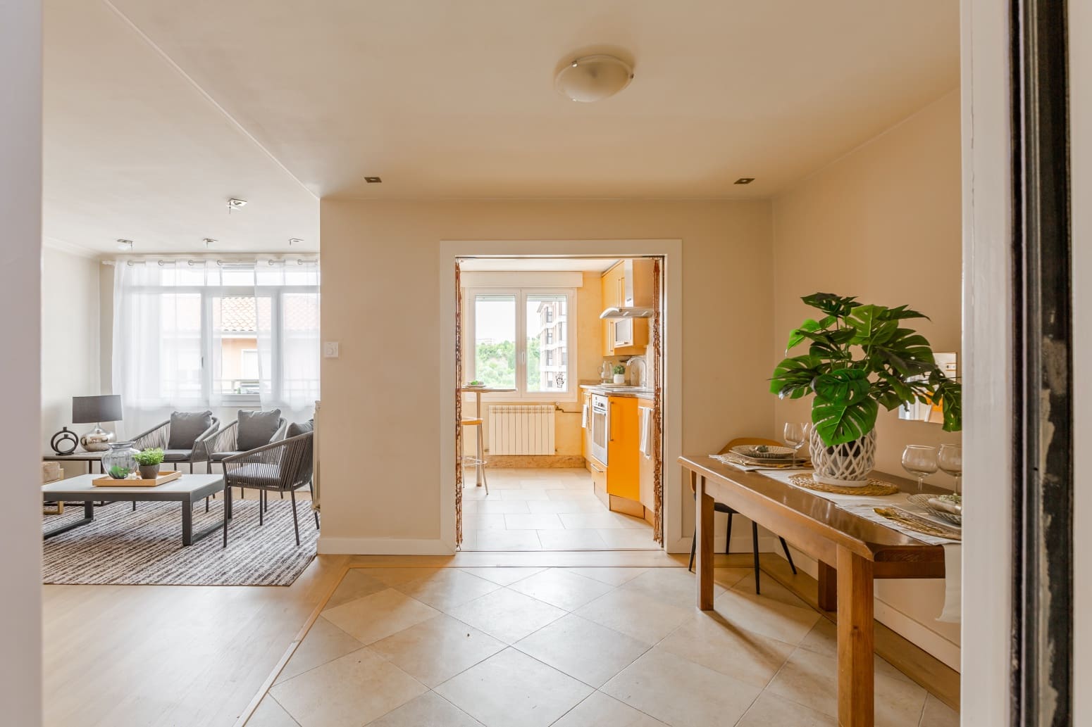 3 bedroom Flat for sale in Burlada with garage - € 235,000 (Ref: 9839025)