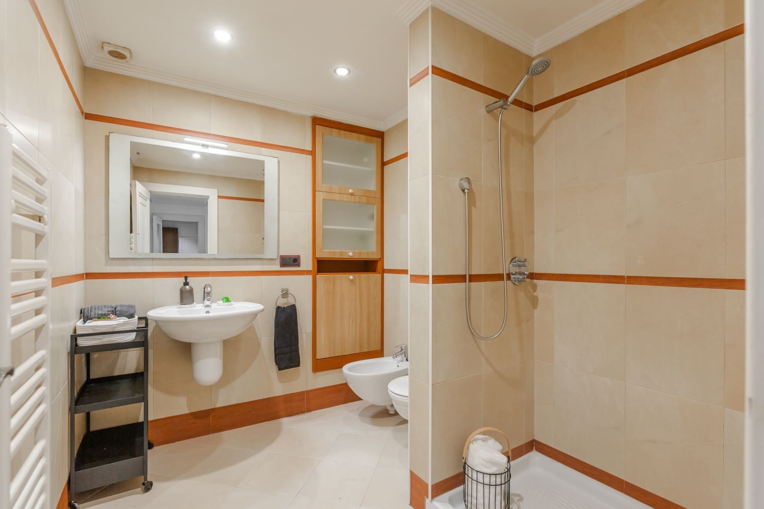 3 bedroom Flat for sale in Burlada with garage - € 235,000 (Ref: 9839025)