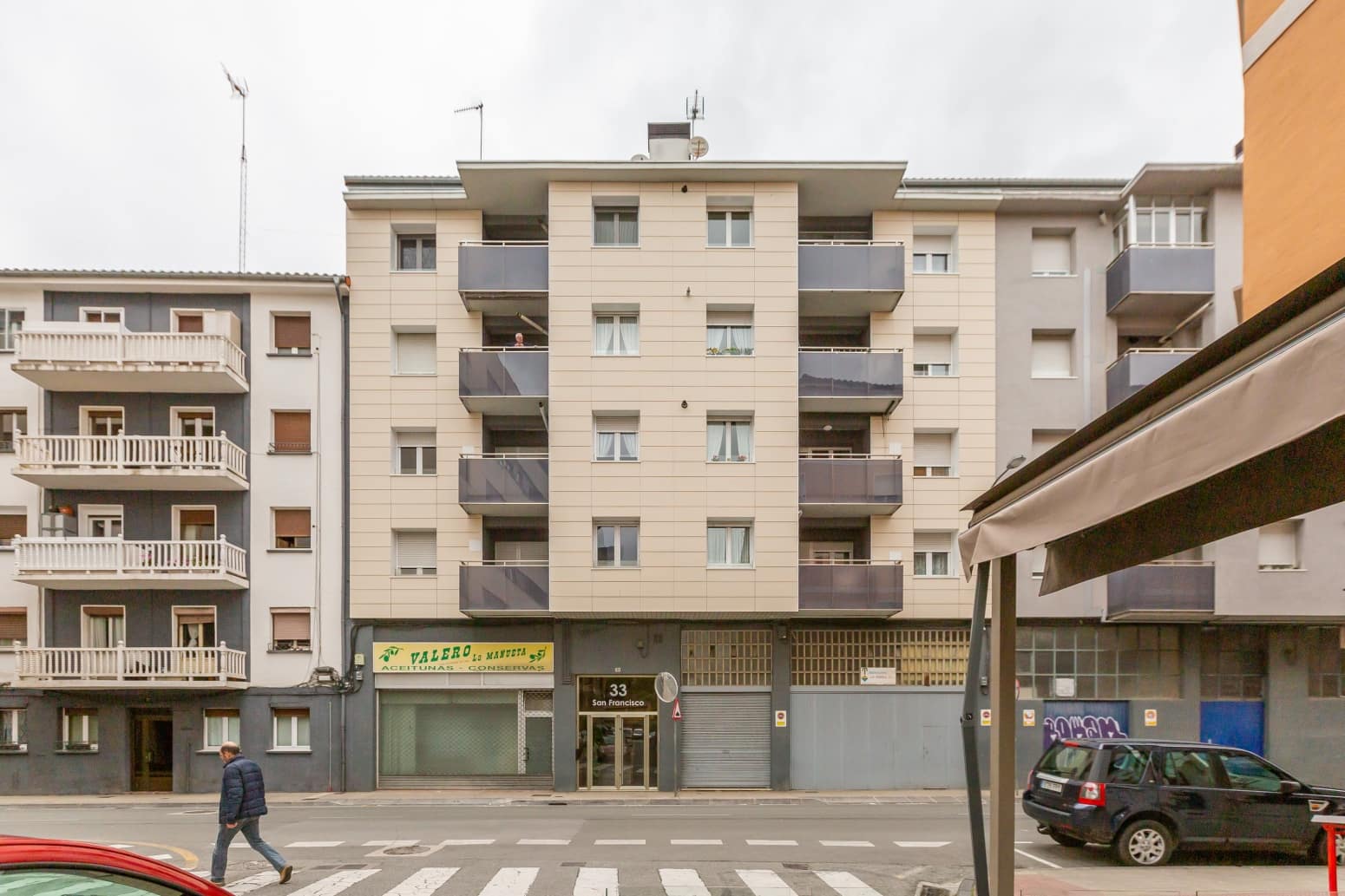 3 bedroom Flat for sale in Burlada with garage - € 235,000 (Ref: 9839025)