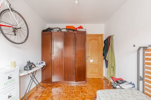 3 soverom Leilighet til salgs i Pamplona - € 220 000 (Ref: 9839029)