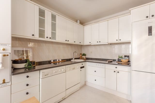 Chalet de 3 habitaciones en Berriozar en venta con garaje - 320.000 € (Ref: 9845188)