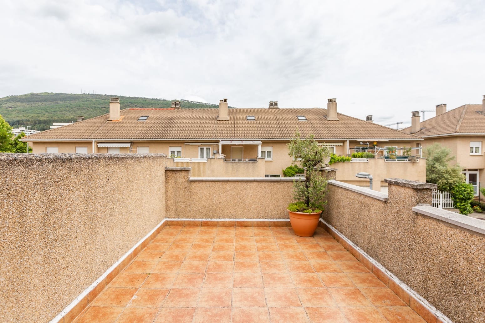 Chalet de 3 habitaciones en Berriozar en venta con garaje - 320.000 € (Ref: 9845188)