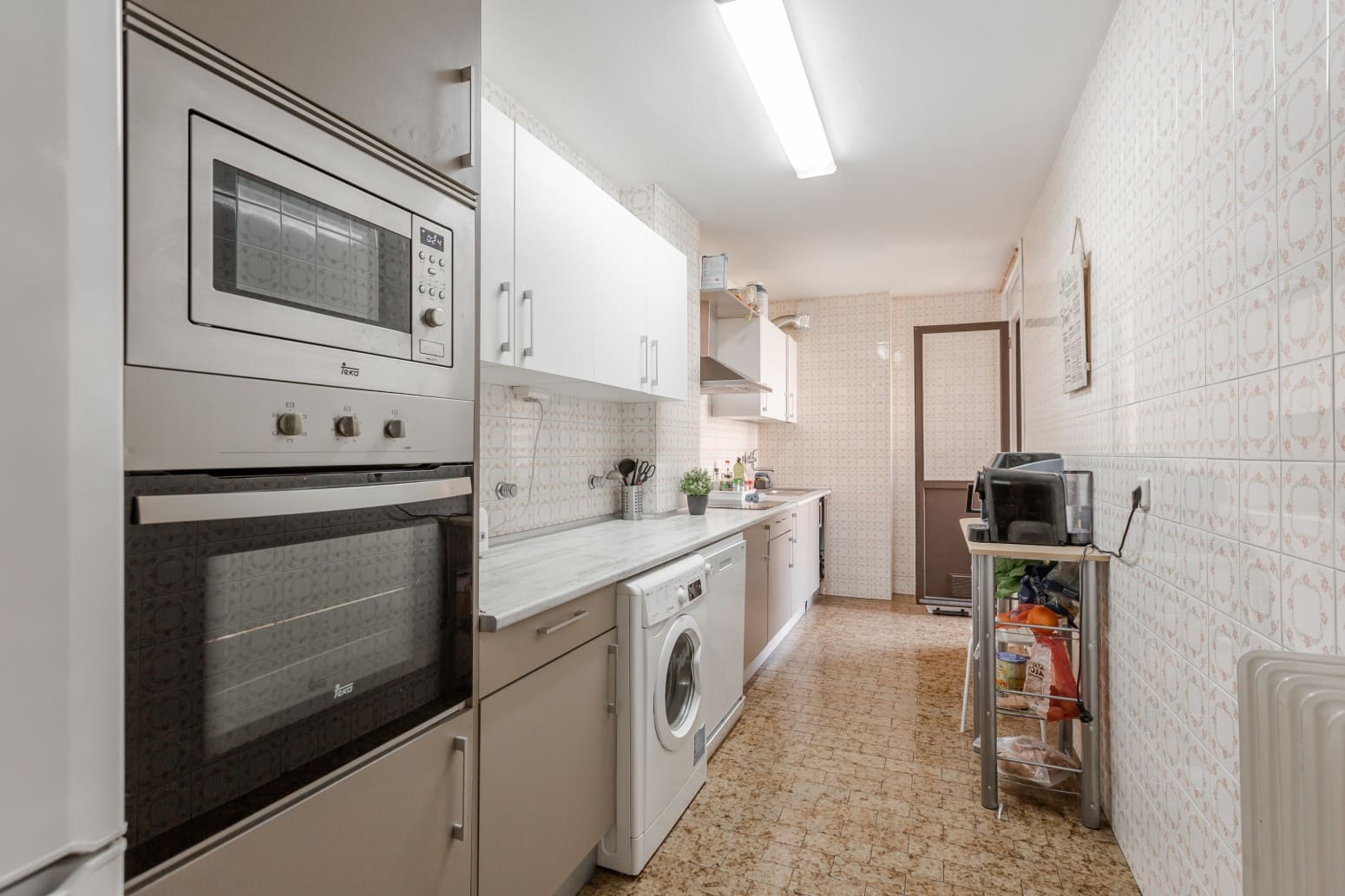 4 bedroom Flat for rent in Pamplona / Iruna - € 2,500 (Ref: 9851349)