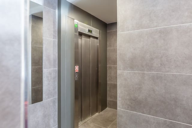 3 soverom Leilighet til salgs i Pamplona - € 245 000 (Ref: 9851350)