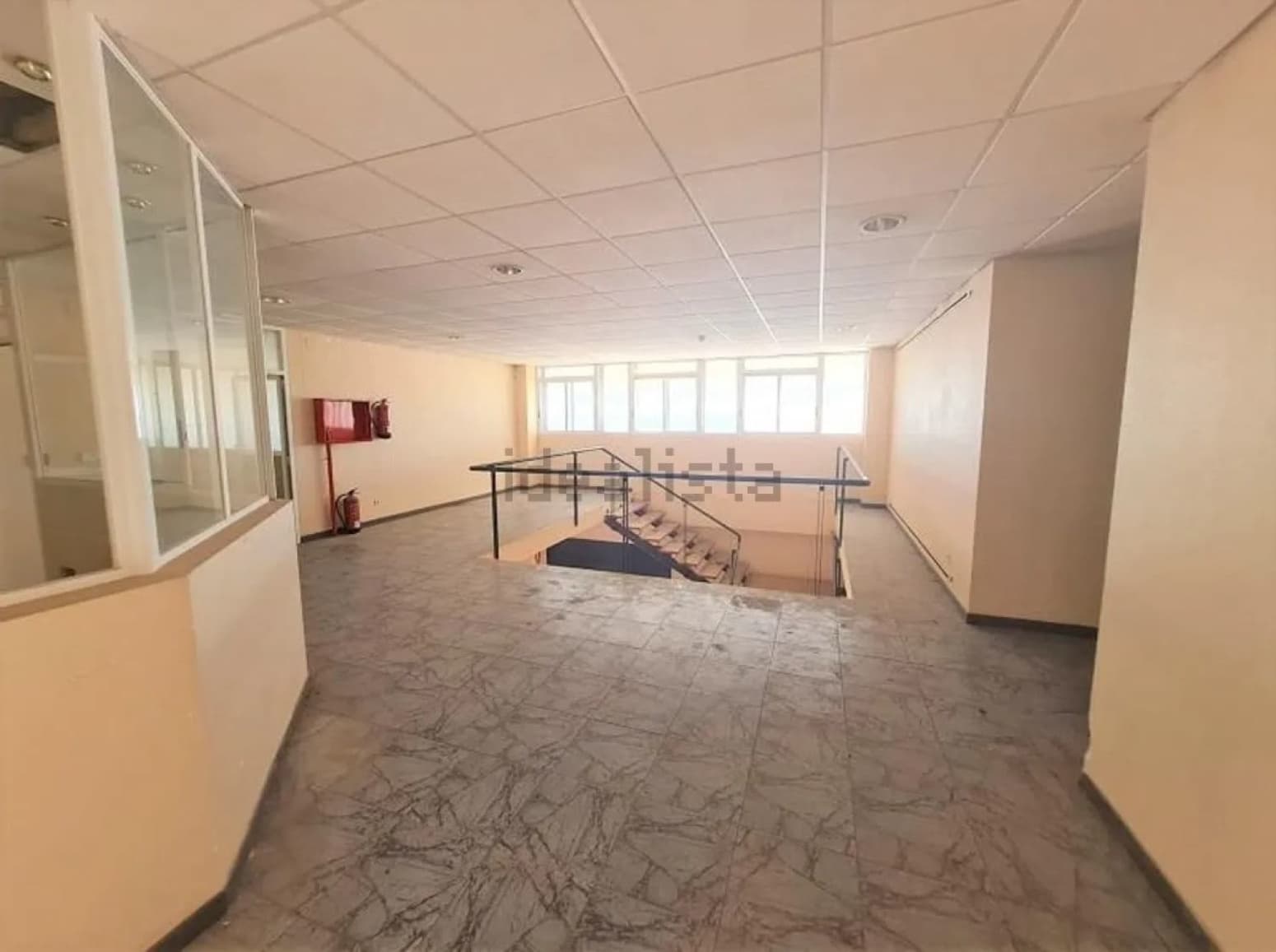Commercial for sale in Cintruenigo - € 450,000 (Ref: 9855167)