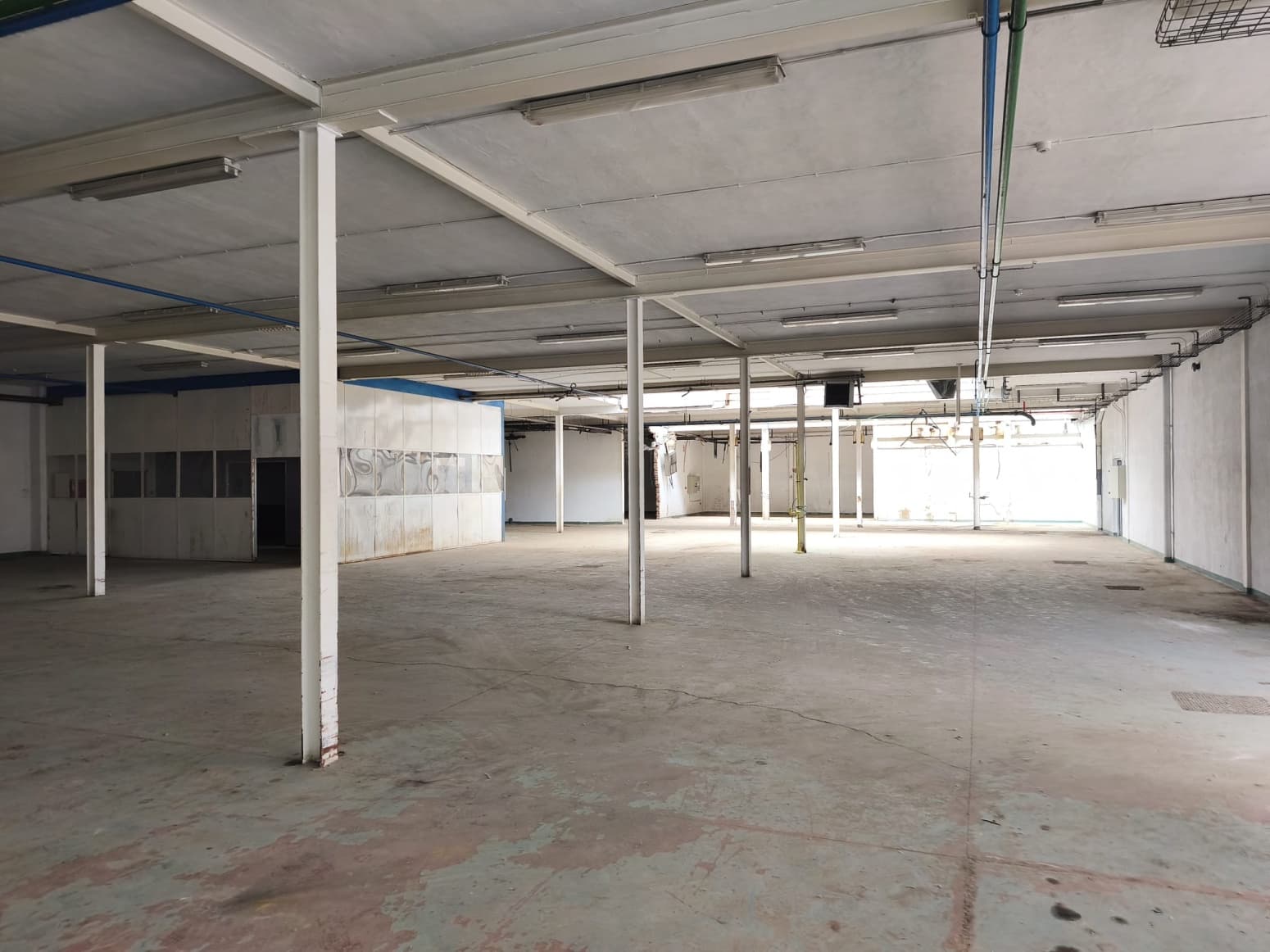 Kommersiell til salgs i Cintruenigo - € 450 000 (Ref: 9855167)