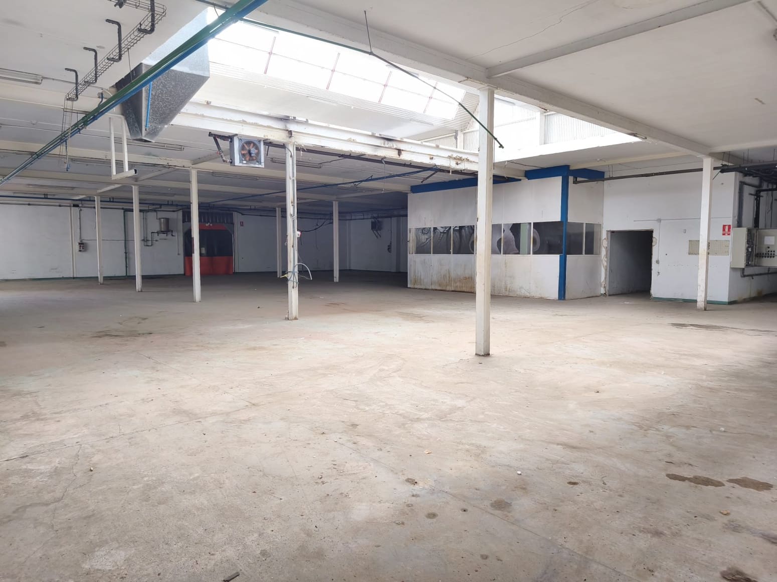 Kommersiell til salgs i Cintruenigo - € 450 000 (Ref: 9855167)