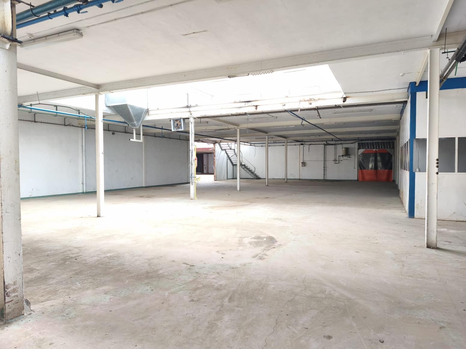 Kommersiell til salgs i Cintruenigo - € 450 000 (Ref: 9855167)