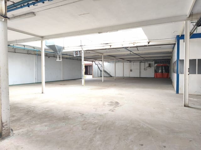 Commercial for sale in Cintruénigo - € 450,000 (Ref: 9855167)