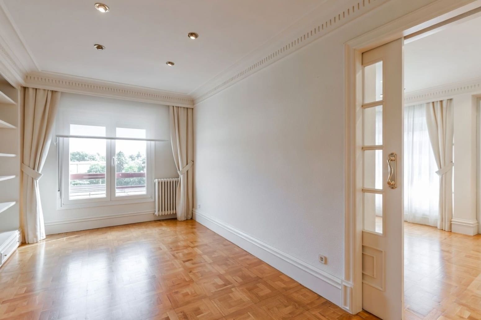 4 bedroom Flat for sale in Pamplona / Iruna - € 519,000 (Ref: 9855169)