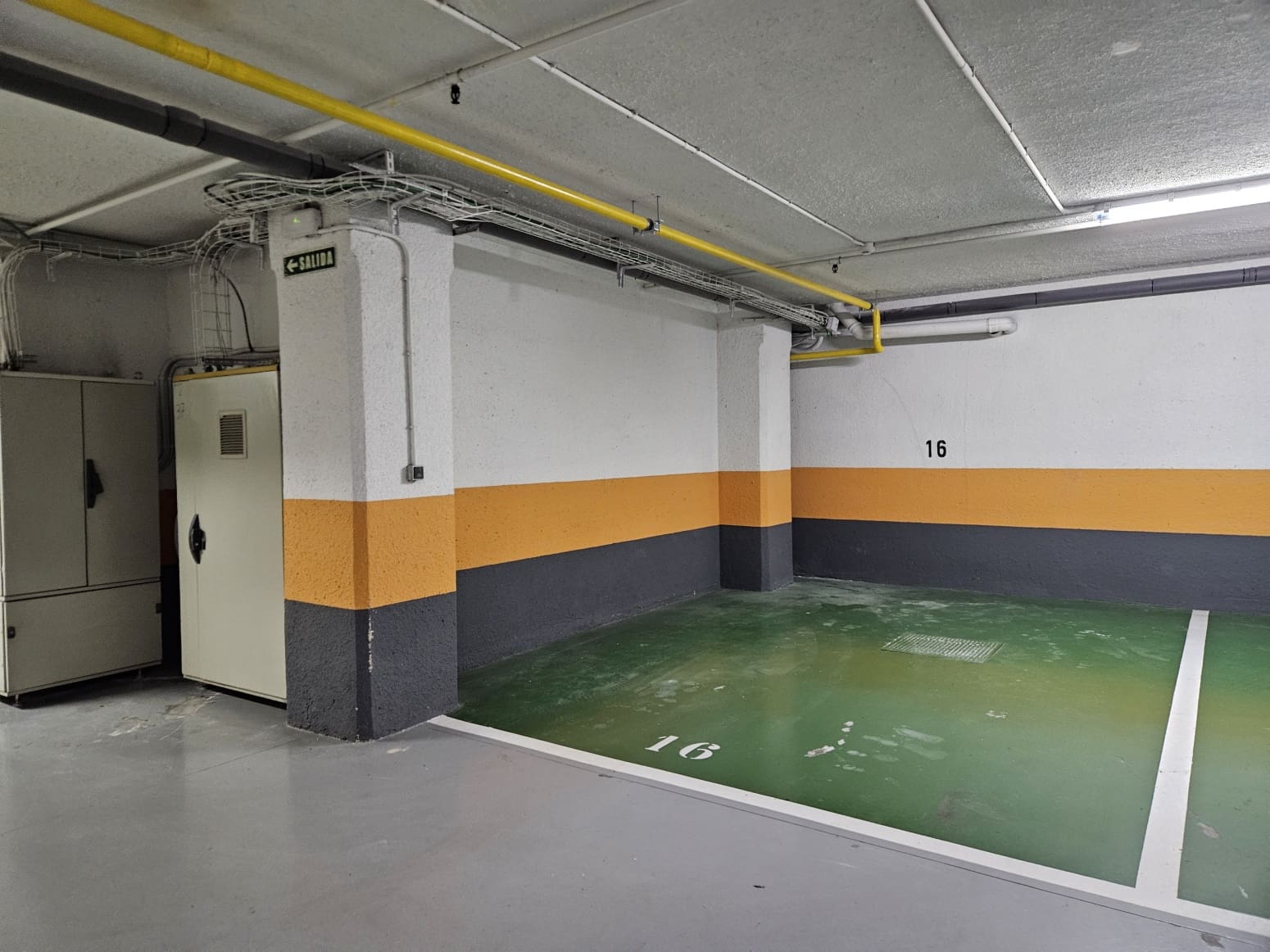 Garage for sale in Pamplona / Iruna - € 29,500 (Ref: 9859641)