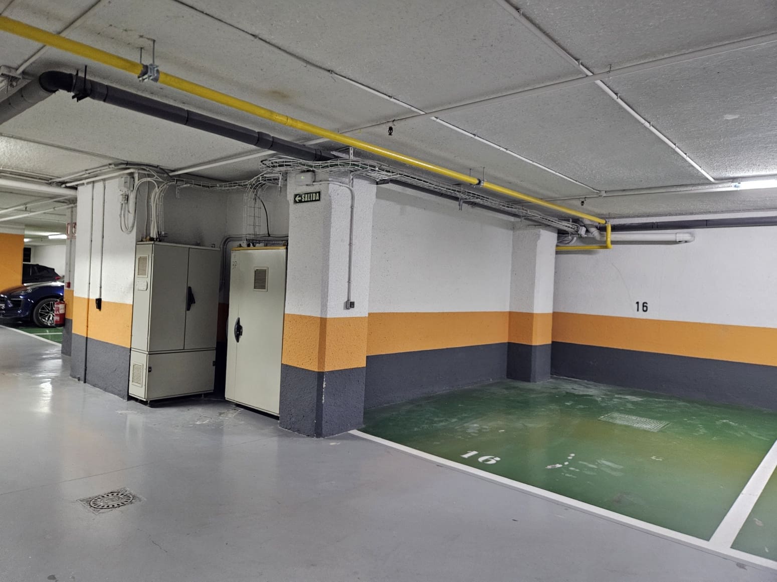 Garage for sale in Pamplona / Iruna - € 29,500 (Ref: 9859641)