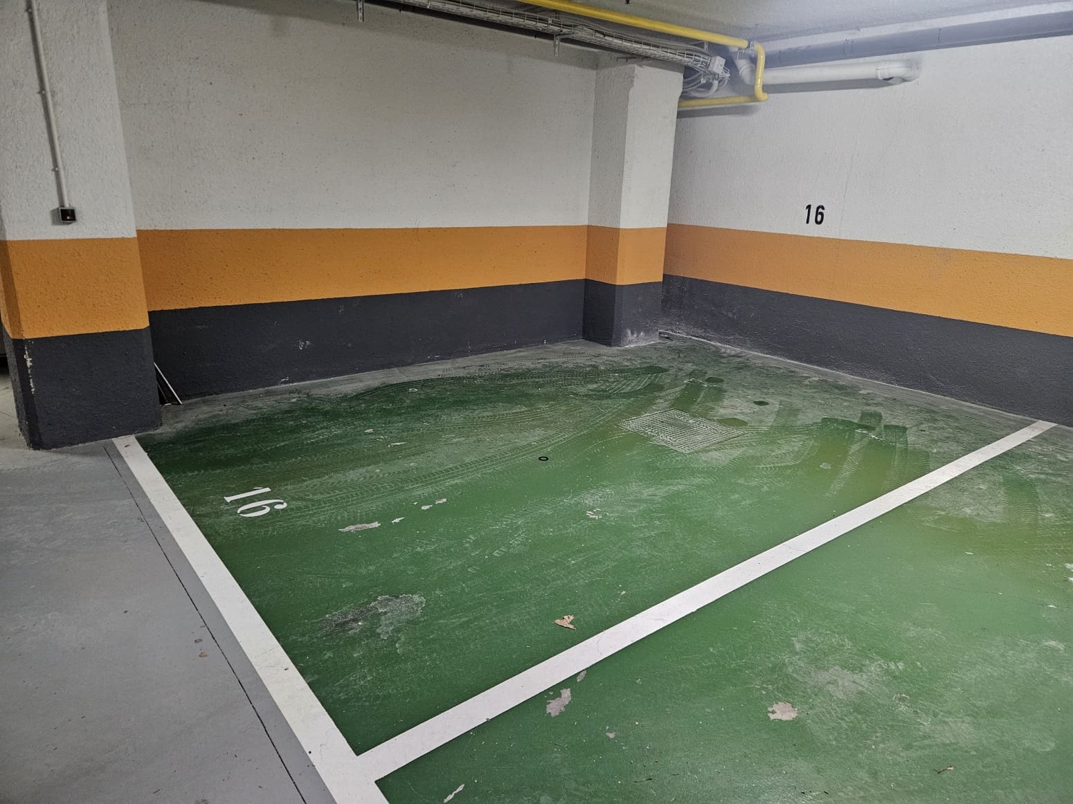 Garage for sale in Pamplona / Iruna - € 29,500 (Ref: 9859641)
