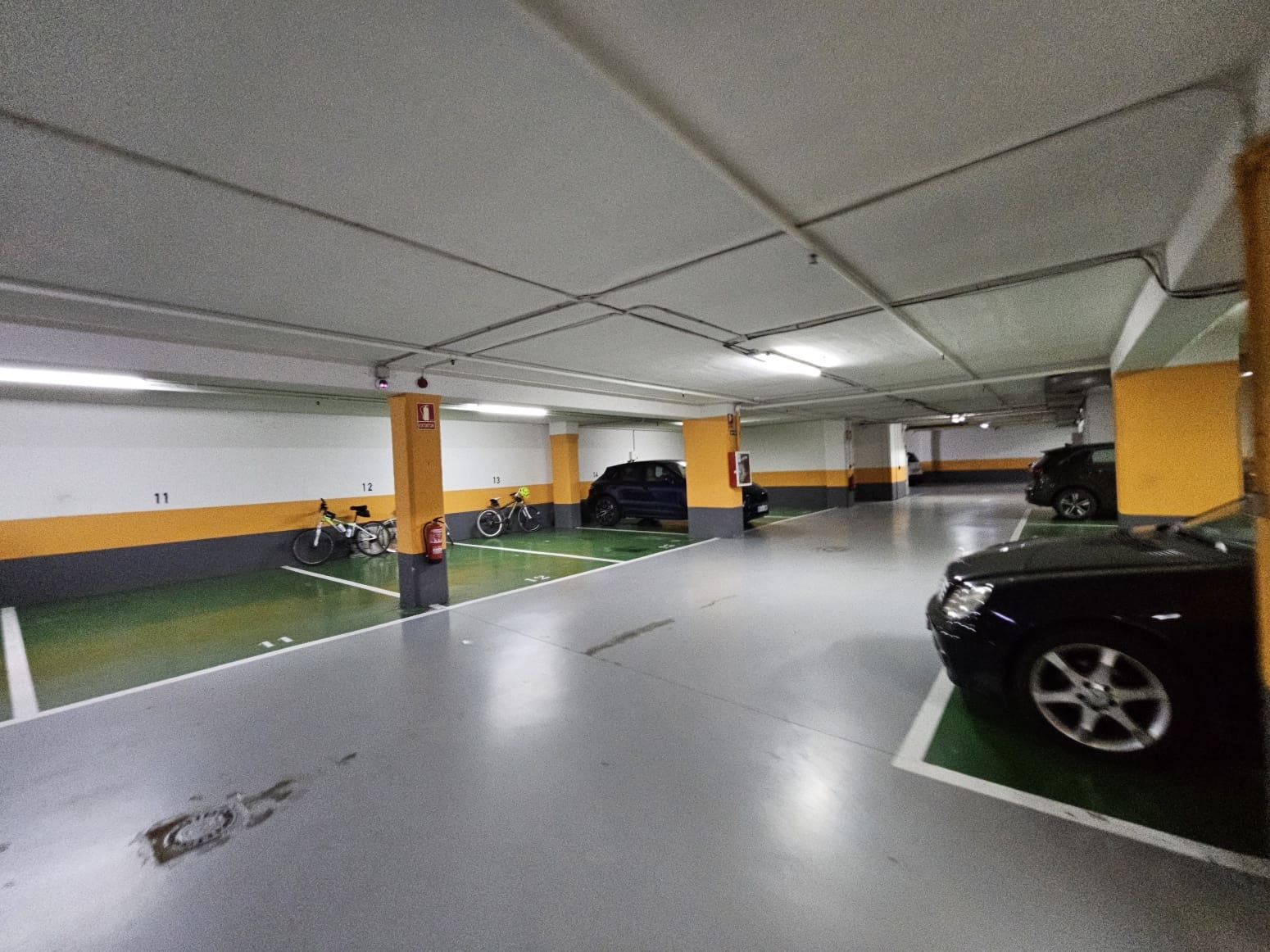 Garage for sale in Pamplona / Iruna - € 29,500 (Ref: 9859641)