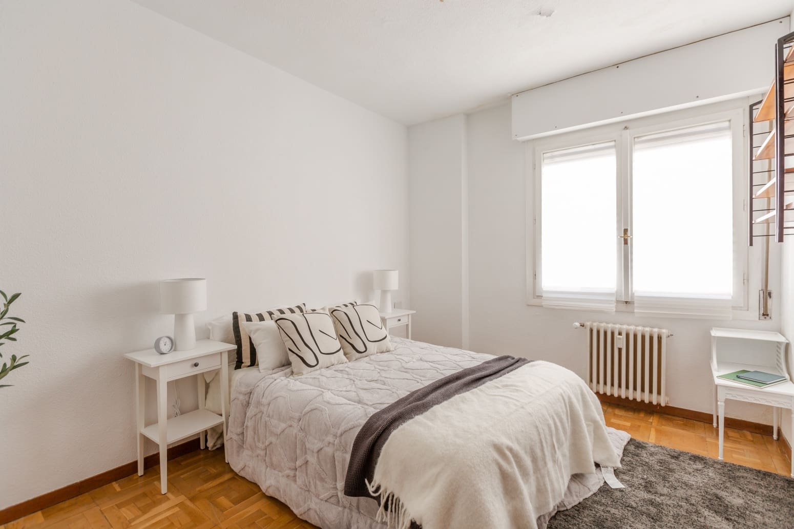 4 bedroom Flat for sale in Pamplona / Iruna - € 415,000 (Ref: 9861663)