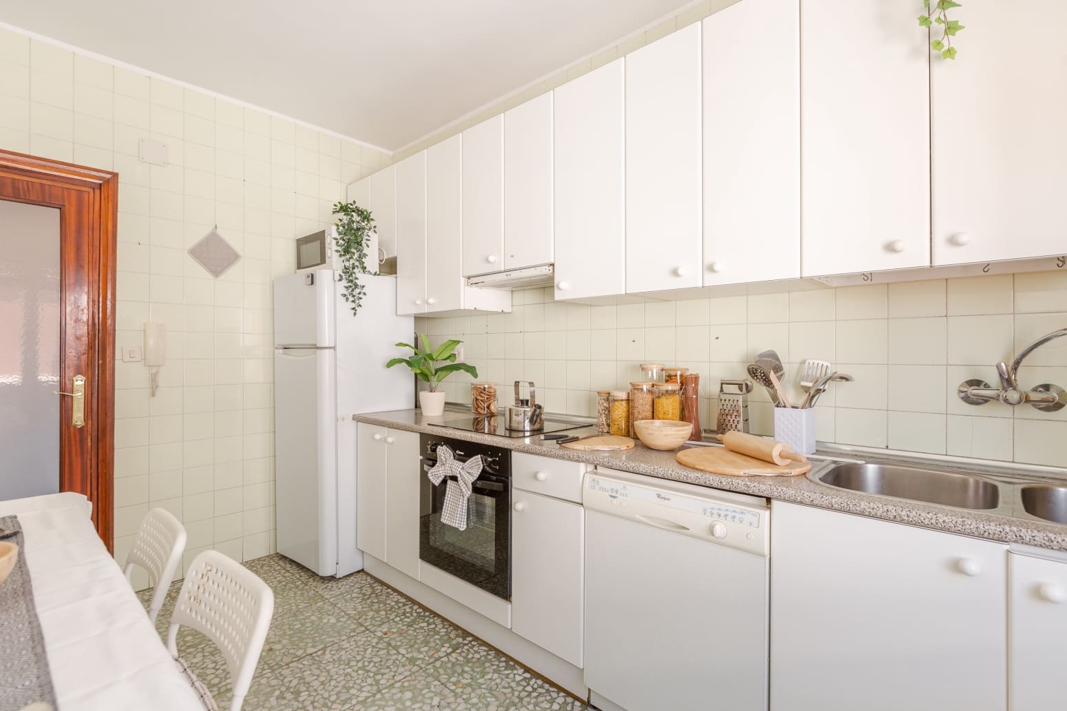 4 bedroom Flat for sale in Pamplona / Iruna - € 415,000 (Ref: 9861663)