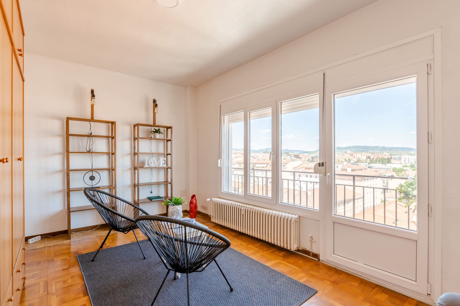 4 bedroom Flat for sale in Pamplona / Iruna - € 415,000 (Ref: 9861663)