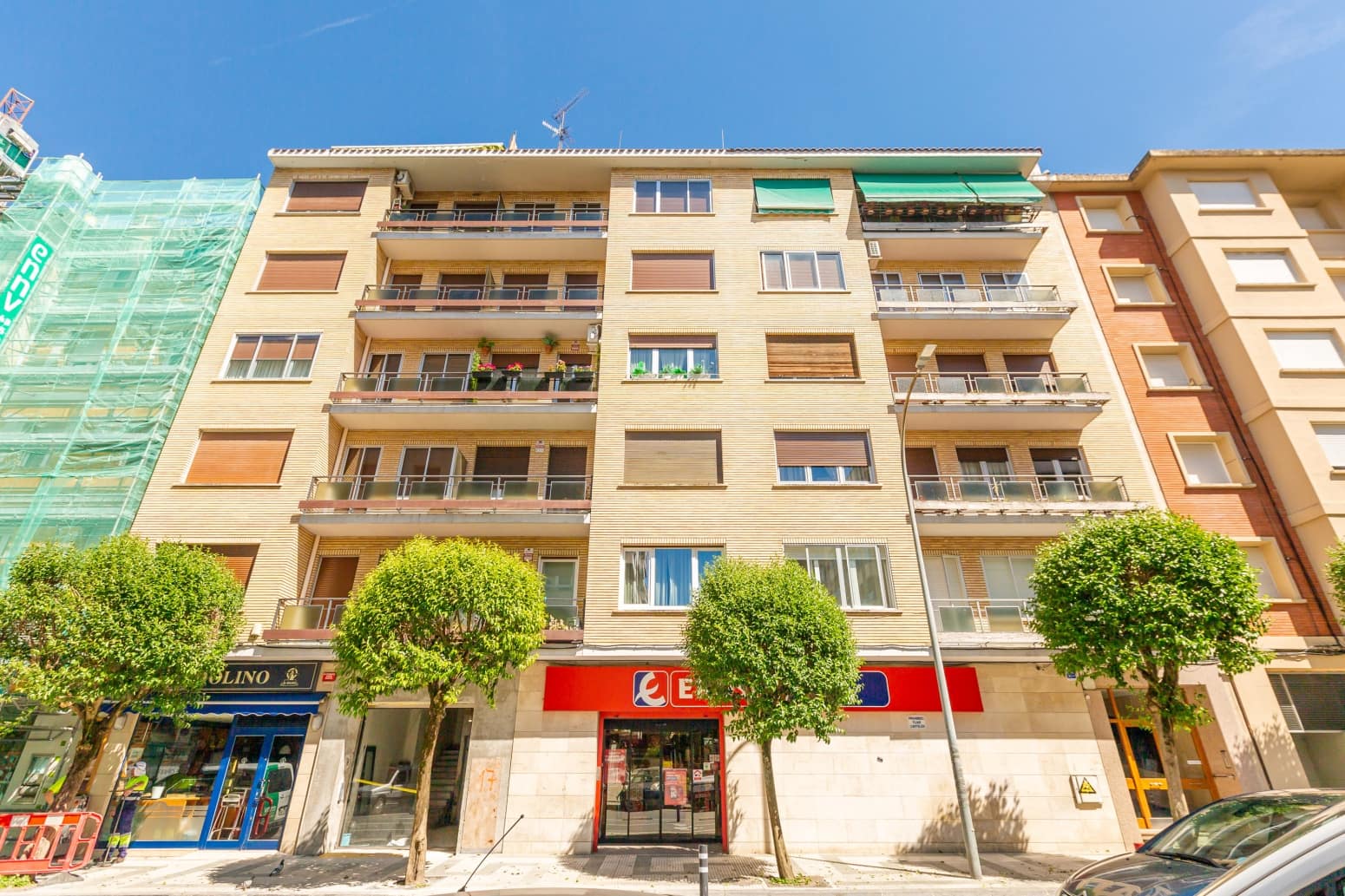 4 bedroom Flat for sale in Pamplona / Iruna - € 415,000 (Ref: 9861663)