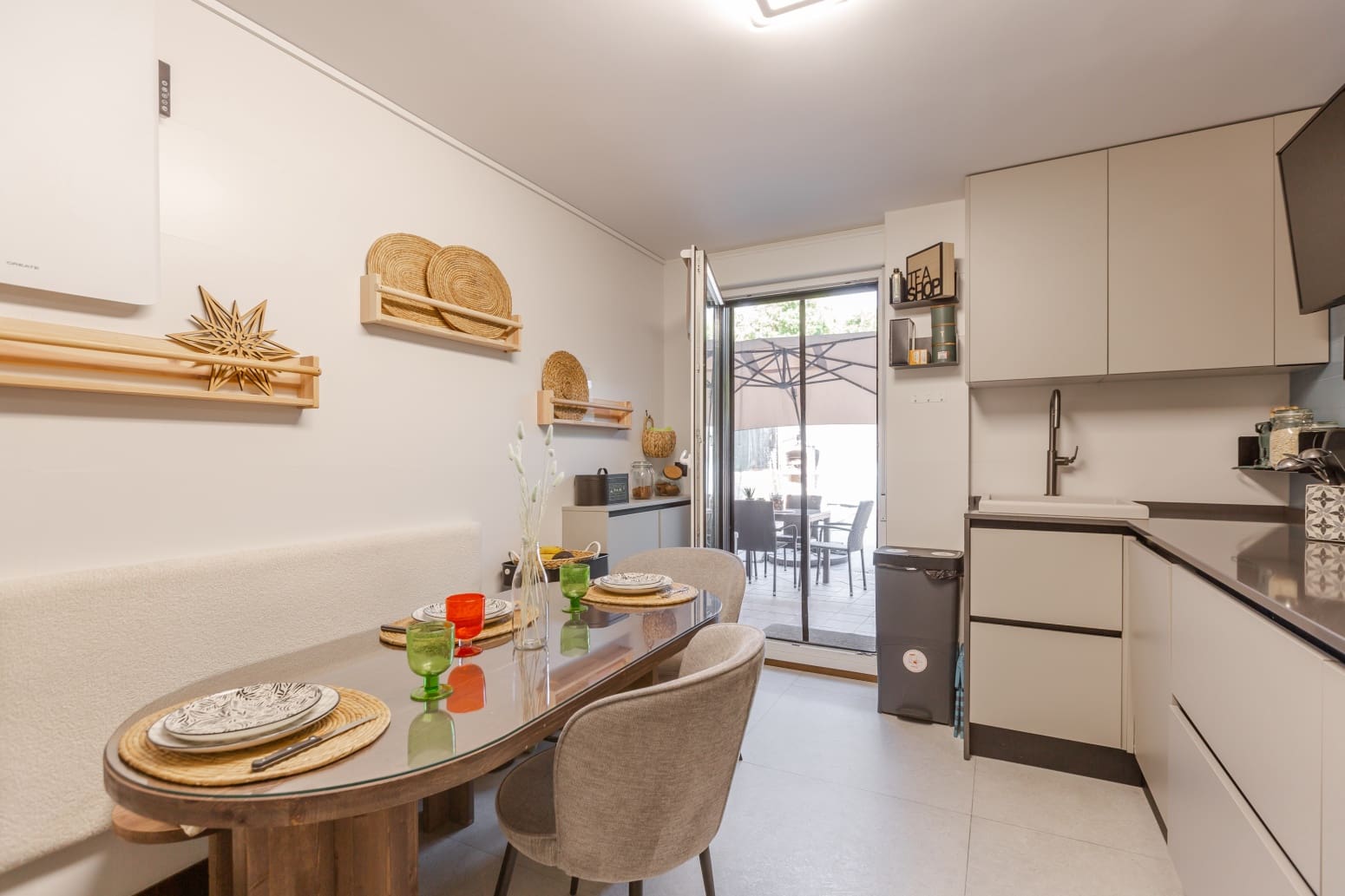 4 bedroom Villa for sale in Noain with garage - € 459,000 (Ref: 9861664)